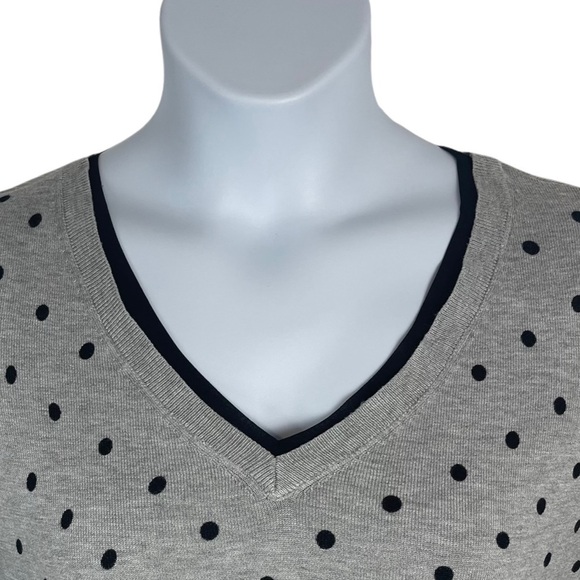 Lane Bryant Black and Gray Lightweight Polka Dot V Neck Sweater Size 14/16 - Picture 6 of 10